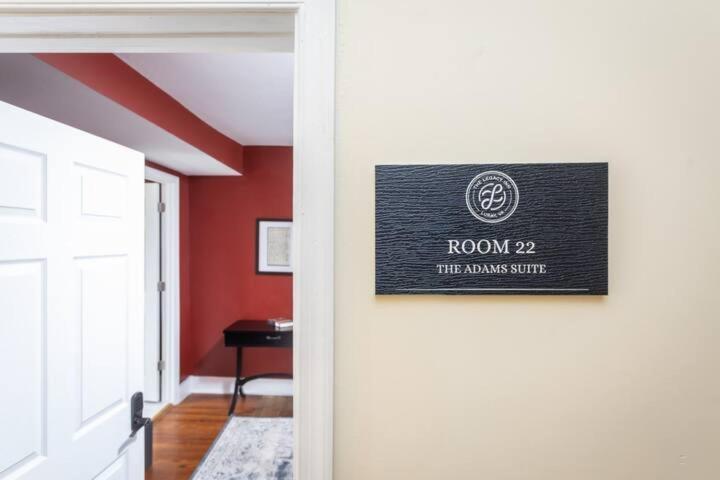 The Legacy Inn ルーレイ エクステリア 写真